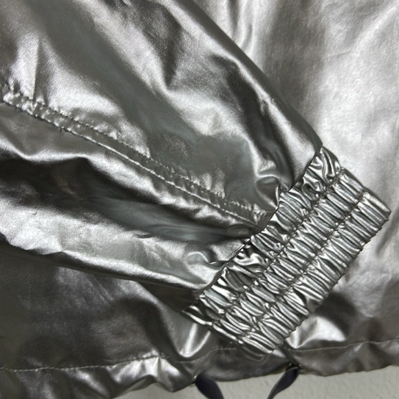 H&M Coachella silver metallic windbreaker 10 - Picture 4 of 8